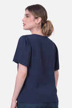 Cargar imagen en el visor de la galería, Blusa Keira Azul Navy
