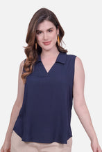 Cargar imagen en el visor de la galería, Blusa Columba Azul Navy
