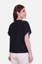 Cargar imagen en el visor de la galería, Blusa Bruna Negra
