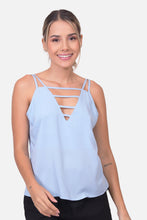 Cargar imagen en el visor de la galería, Blusa Josefa Azul Claro
