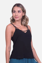 Cargar imagen en el visor de la galería, Blusa Chesna Negra
